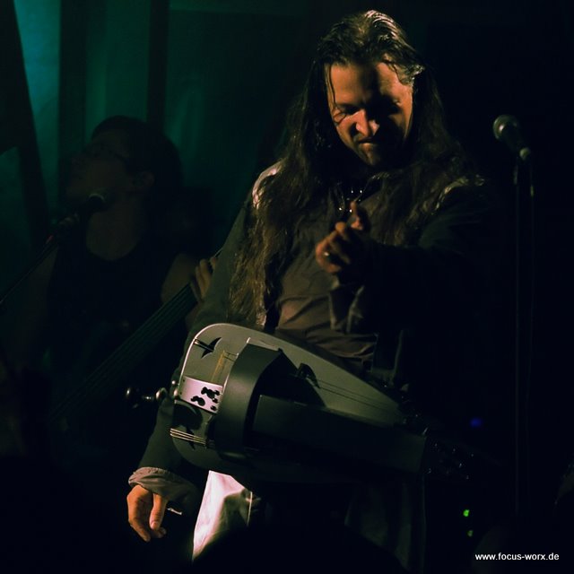 Saltatio-Mortis-01102009-024