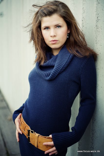 vanessa-11102009-003